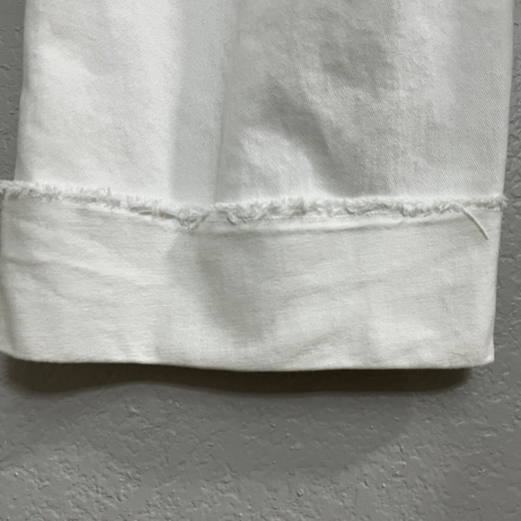 Terra & Sky White Distressed Crop Jeans - Picture 8 of 10
